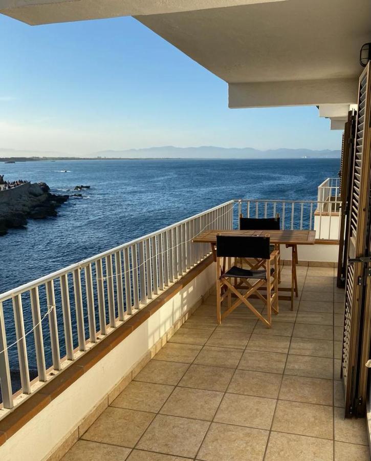 Port De'N Perris Apartment เลสกาลา ภายนอก รูปภาพ